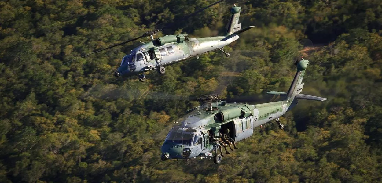 Versão que será enviada à PM conta com blindagem e pode ser equipada com armamentos laterais e possui capacidade para transportar até 11 soldados equipados, além de quatro tripulantes.