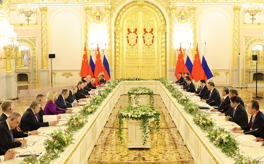 China e Rússia reforçarão coordenação estratégica para promover um relacionamento estável, saudável e de alto nível