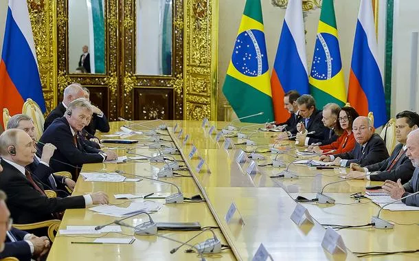 Lula (o primeiro da direita na foto) e outras lideranças em Moscou