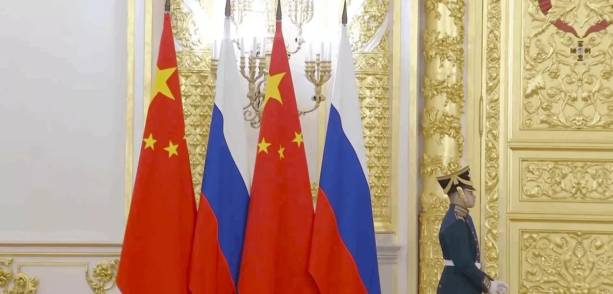 China e Rússia reforçam coordenação estratégica e alinham posições sobre o Japão