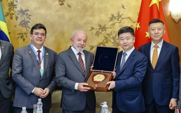 Lula em audiência com representantes da Norinco
