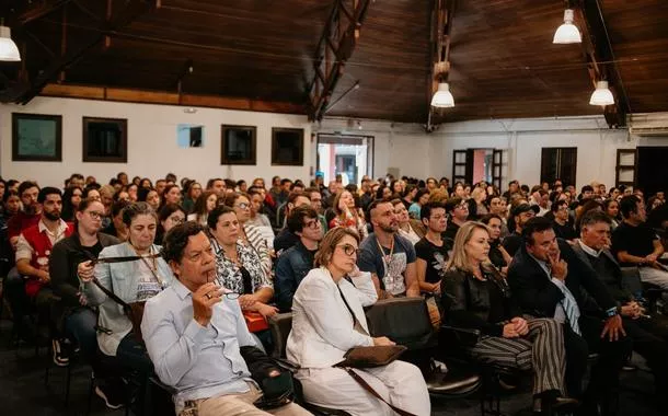 Seminário sobre Mudanças Climáticas e COP30 em Curitiba. 