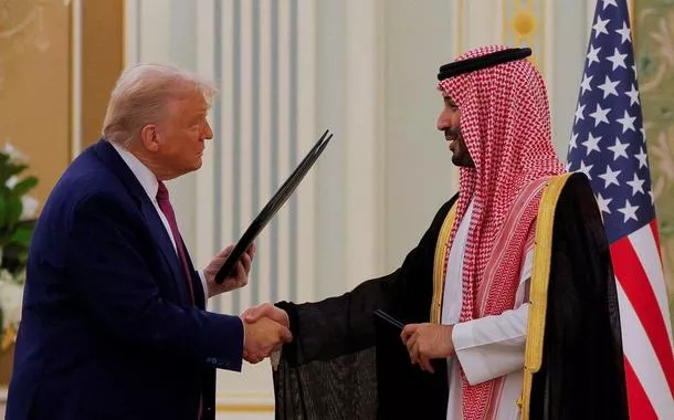 Presidente dos EUA, Donald Trump, e príncioe herdeiro da Arábia Saudita, Mohammed Bin Salman
13/05/2025.