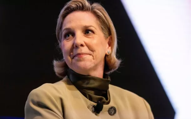 A presidente da Tesla, Robyn Denholm, participa do Australian Financial Review Business Summit em Sydney, Austrália, em 4 de março de 2025