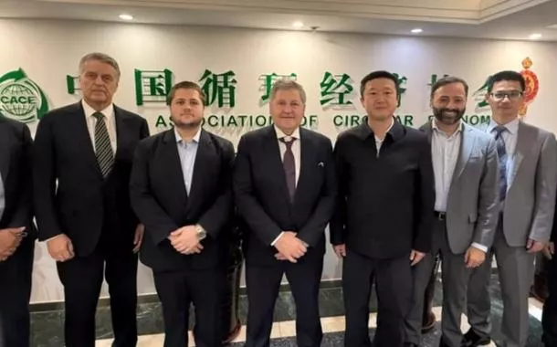 Visita de executivos da Ambipar à Associação de Economia Circular da China