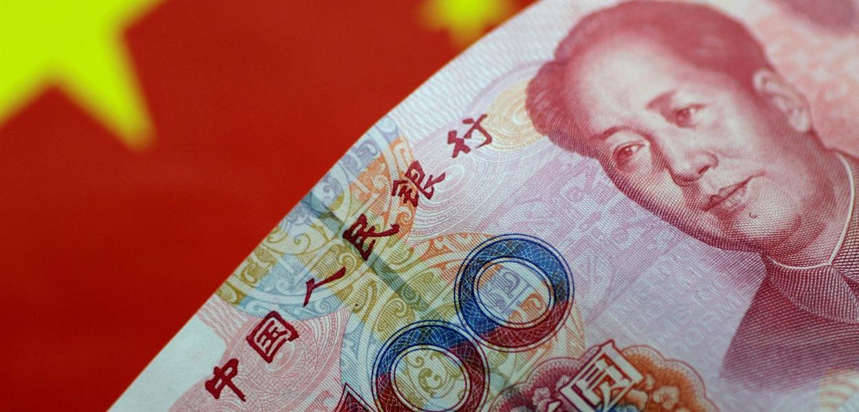 China vê oportunidade para avanço do yuan com perda de confiança no dólar