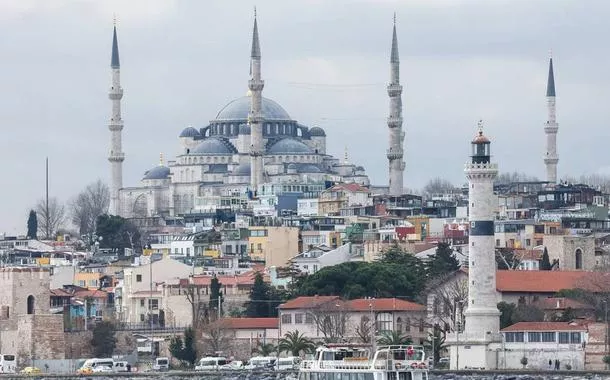 Istambul sedia mais uma vez reunião entre delegações da Rússia e da Ucrânia para diálogo pela paz 