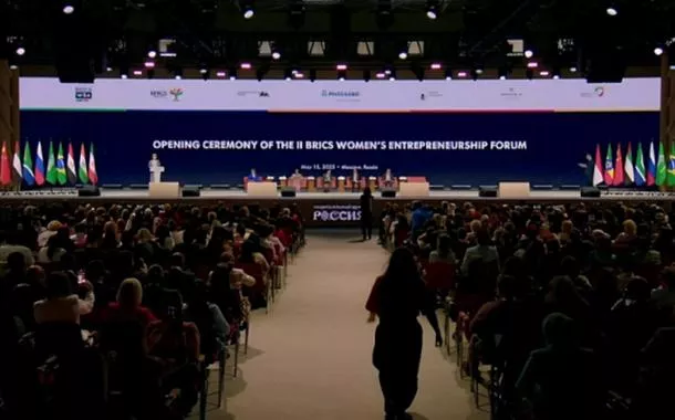 Empreendedoras do BRICS ganham protagonismo em fórum internacional em Moscou