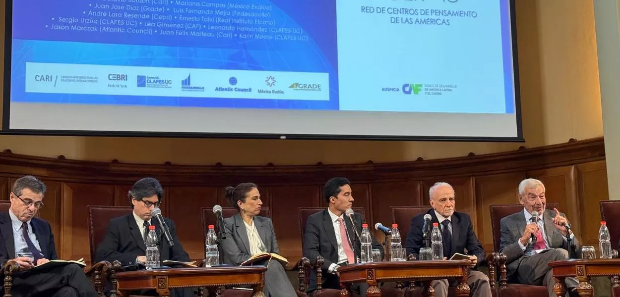 Rede de Centros de Pensamento das Américas (CEPAS) discute desenvolvimento econômico e crise de segurança na América Latina