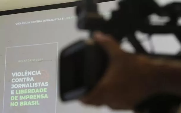 A engrenagem oculta da mídia ocidental