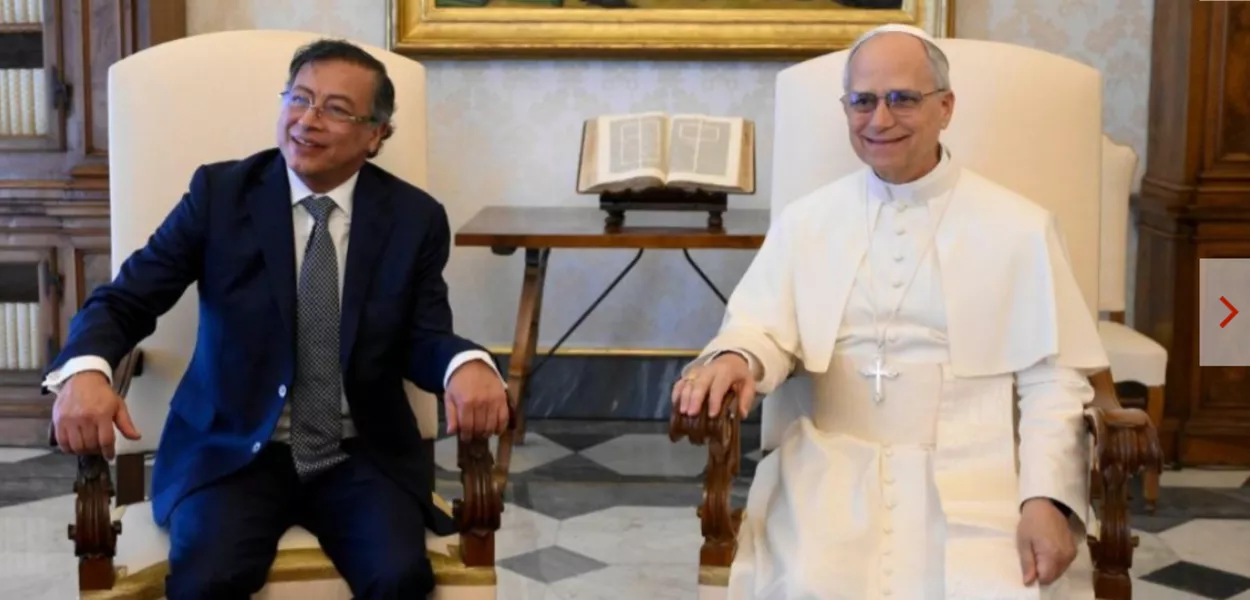 O presieente colombiano Gustavo Petro em audiência com o Papa Leão XIV