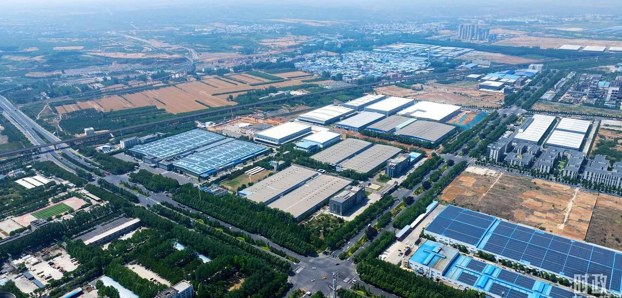 Xi Jinping atenta-se ao desenvolvimento tanto econômico quanto cultural na inspeção a Luoyang