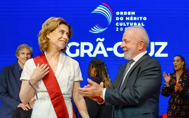 20.05.2025 - A Atriz, Fernanda Torres e o Presidente da República, Luiz Inácio Lula da Silva e a durante a cerimônia de Entrega da Ordem do Mérito Cultural, no Palácio Gustavo Capanema. Rio de Janeiro - RJ.

Foto: Ricardo Stuckert / PR