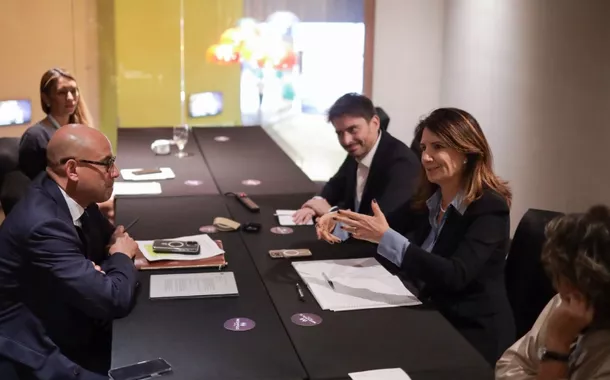 Ana Toni em reunião com Simon Stiell