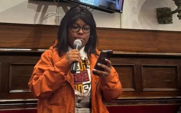 Laura Sito