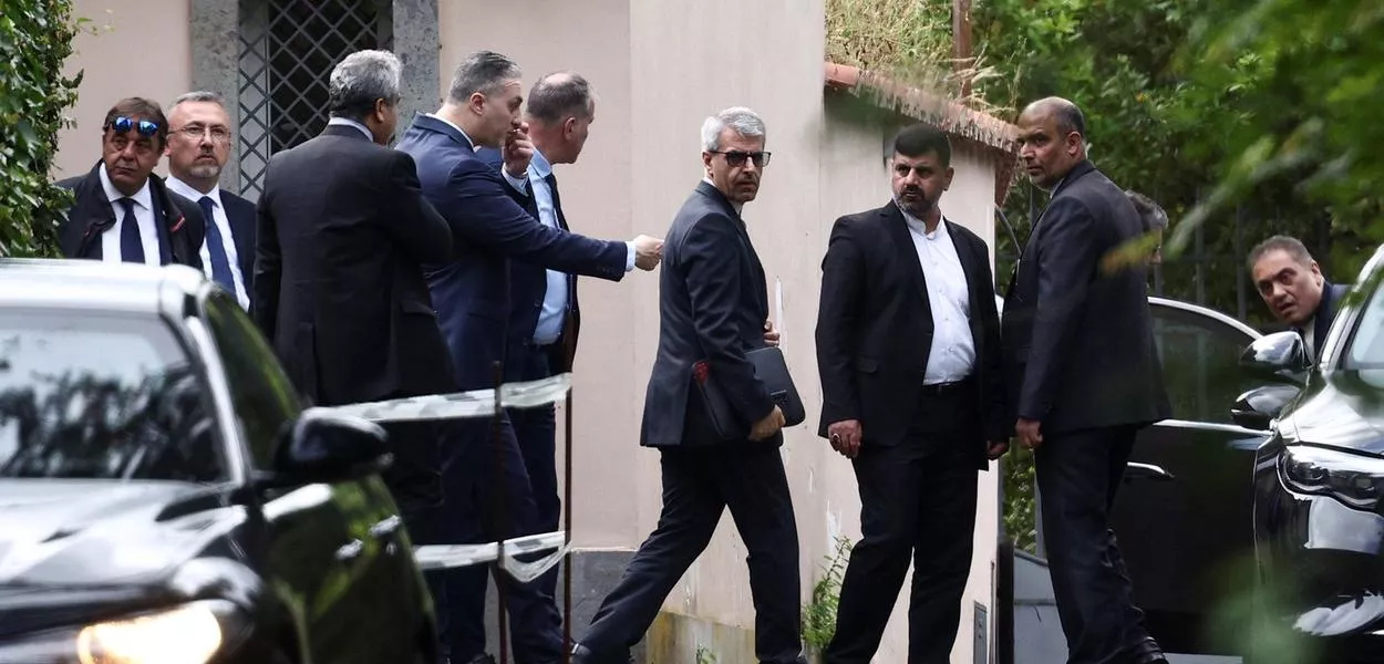 Membros de delegação iraniana deixam reunião em Roma - 23/5/2025