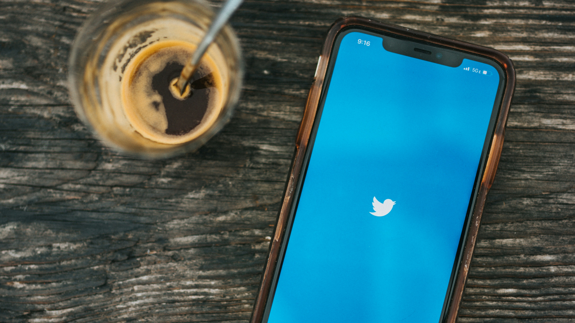 Como aceitar seguidores no Twitter com conta protegida