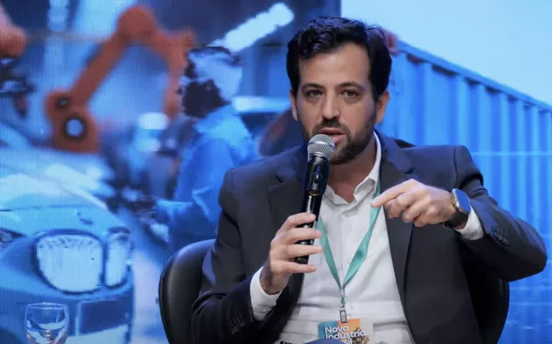 "BNDES voltou a ser a casa da indústria", diz José Luis Gordon