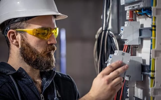 Governo conecta MEIs a contratos públicos por meio da plataforma Contrata+Brasil