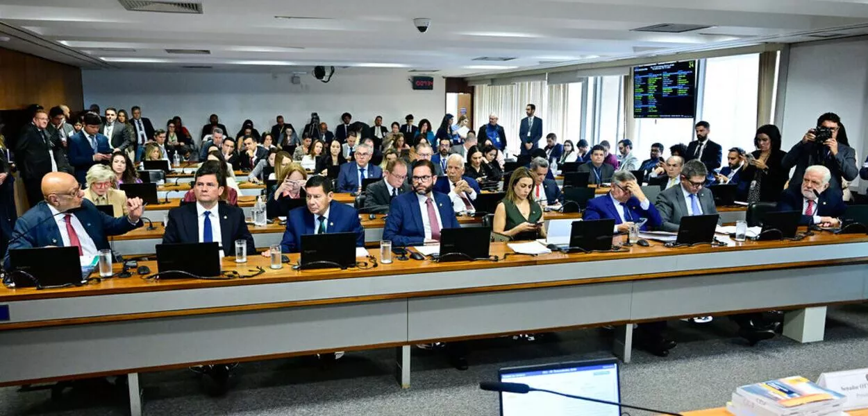 Sessão da Comissão de Constituição, Justiça e Cidadania (CCJ) do Senado