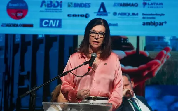 "Petrobras chegará a 2050 com emissão líquida zero", diz Magda Chambriard
