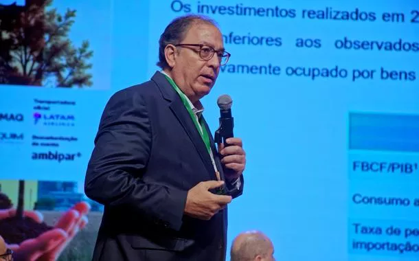 José Velloso: o Brasil precisa de uma revolução industrial