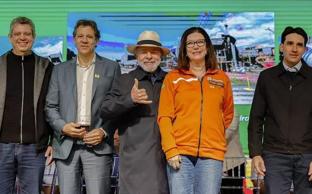 Haddad critica pessimistas e afirma: “desde que Lula assumiu, esse país não para de gerar empregos"