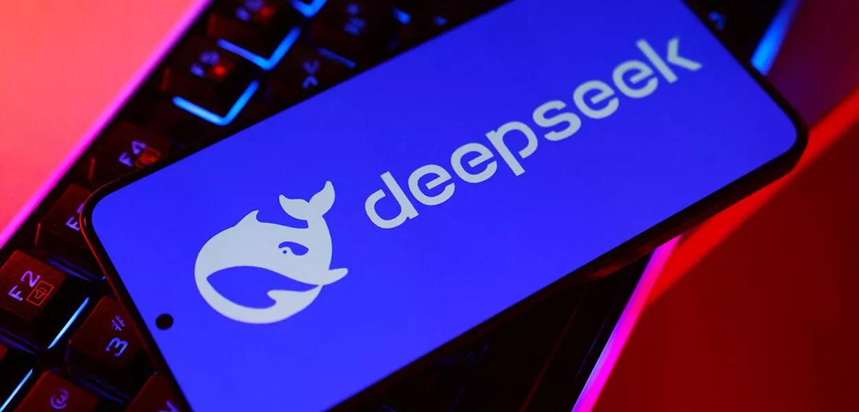 Illustração com a logo da Deepseek