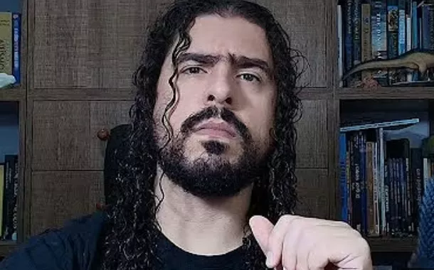 Youtuber e biólogo Pirulla, em vídeo de seu canal no YouTube - 30/05/2025