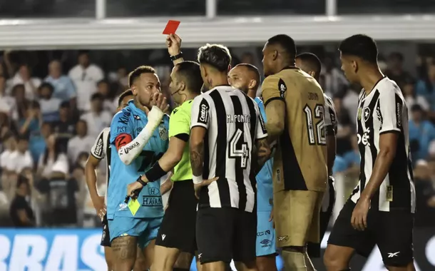 Neymar recebe cartão vermelho
