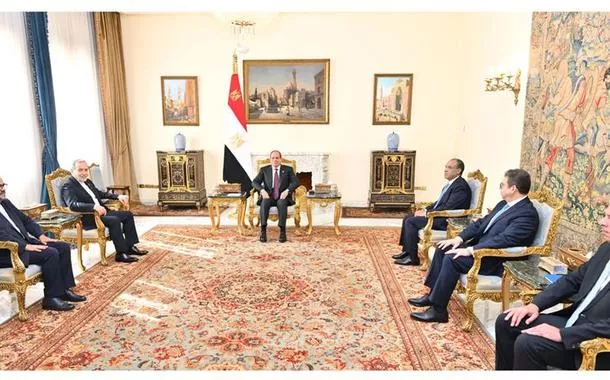 Presidente egípcio Abdel Fattah El-Sisi se reuniu com o ministro das Relações Exteriores da República Islâmica do Irã, Abbas Araghchi - 02/06/2025