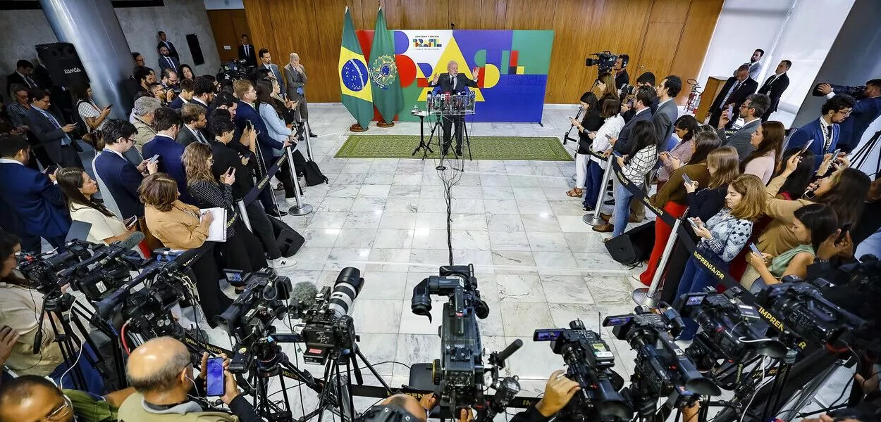 Lula em entrevista coletiva