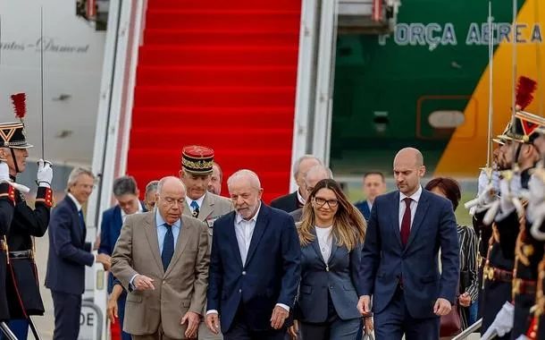 Lula inicia visita de Estado à França com encontros políticos, homenagens e agenda cultural