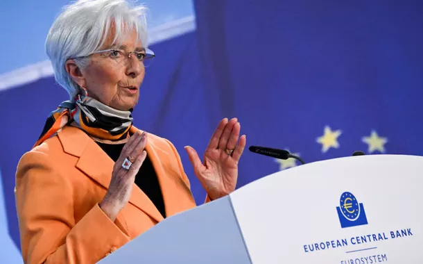 A presidente do Banco Central Europeu (BCE), Christine Lagarde, fala à imprensa após a reunião mensal de política monetária do Conselho do BCE em Frankfurt, Alemanha, em 6 de março de 2025