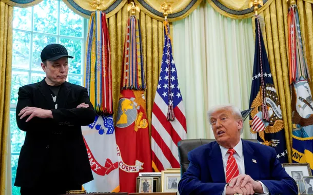 O presidente dos EUA, Donald Trump, e Elon Musk participam de uma coletiva de imprensa no Salão Oval da Casa Branca, em Washington, DC, EUA, em 30 de maio de 2025