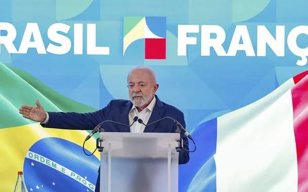 Presidente Luiz Inácio Lula da Silva durante entrevista coletiva em Paris - 07.06.26