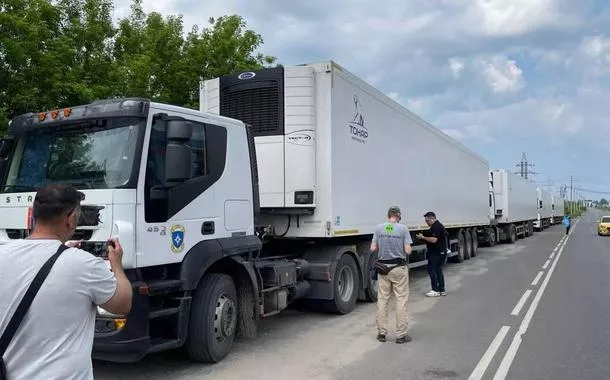 Rússia está pronta para devolver mais de 6.000 corpos à Ucrânia, diz o Ministério da Defesa