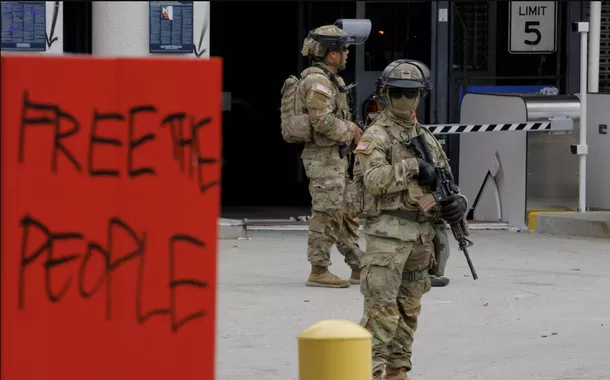 Guarda Nacional tenta conter protestos na Califórnia