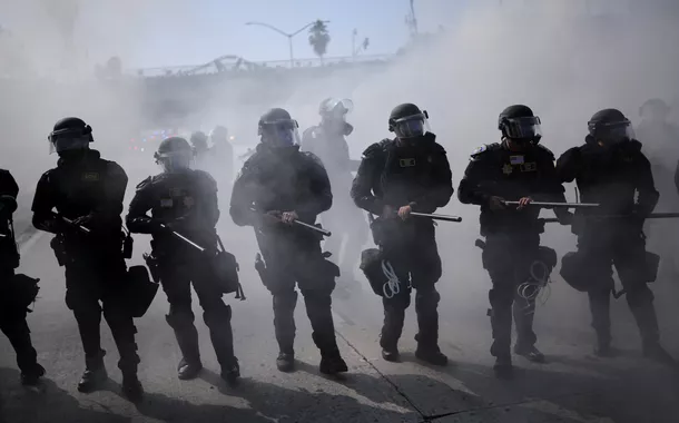 Polícia reprime protestos nos Estados Unidos
