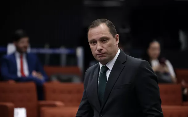 Mauro Cid apresenta alegações finais ao STF e aproxima Bolsonaro da condenação por tentativa de golpe