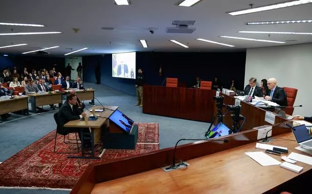 Parlamentares repudiam intenções de Bolsonaro em prender Moraes