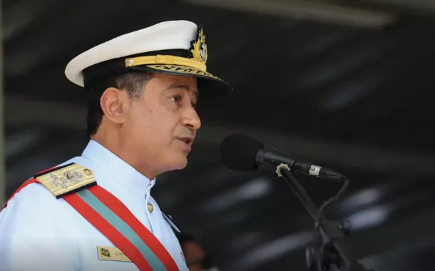 Almirante Garnier, ex-commandante da Marinha