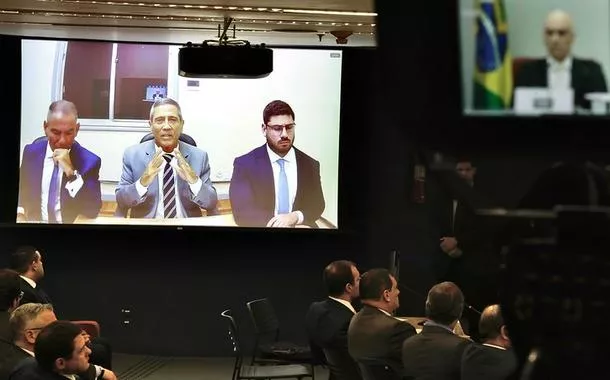 Braga Netto diz que não entregou dinheiro em caixa de vinho
