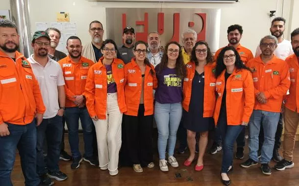 Caravana do Futuro promove diálogos sobre transição energética justa com petroleiros do Rio de Janeiro