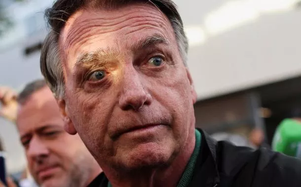Bolsonaro concede entrevista coletiva após prestar depoimento à Polícia Federal em Brasília - 05/06/2025