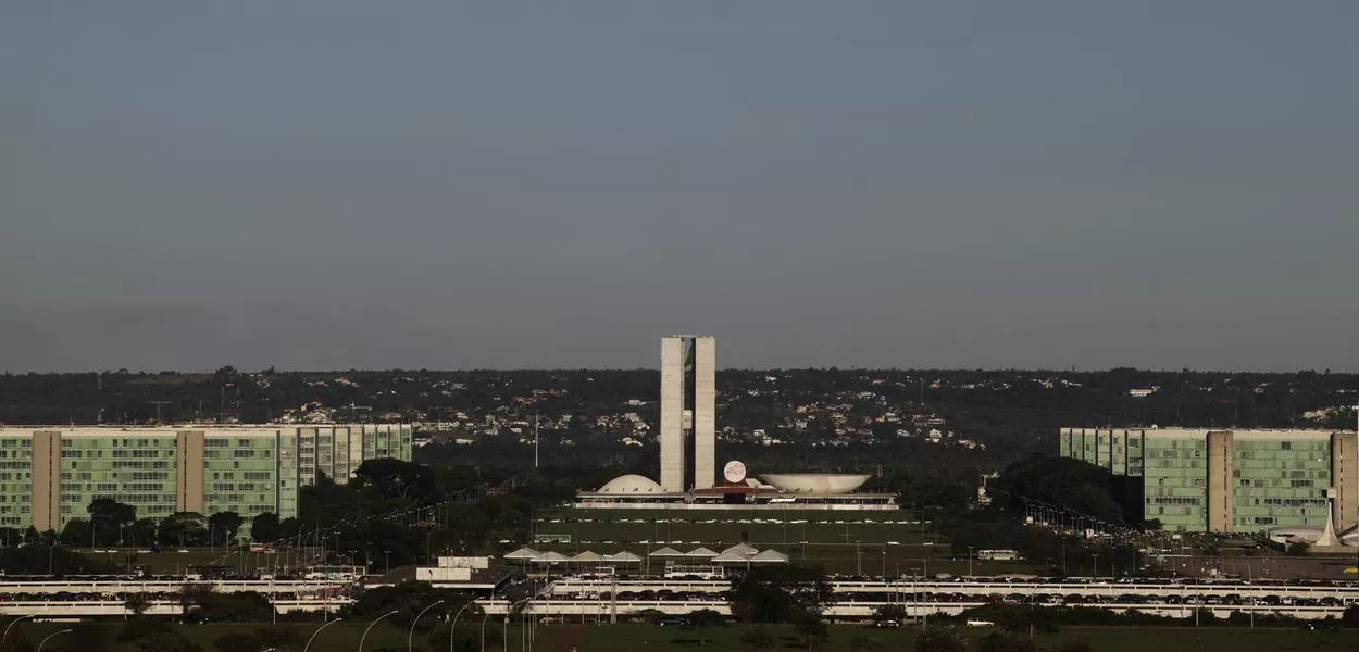 Esplanada dos Ministérios, com o Congresso Nacional ao fundo, em Brasília