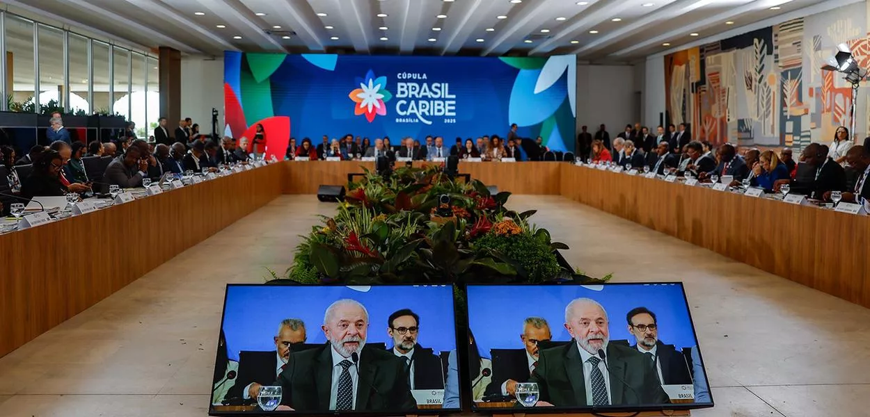 Presidente da República, Luiz Inácio Lula da Silva, durante Sessão Plenária da Cúpula Brasil-Caribe.Palácio Itamaraty
