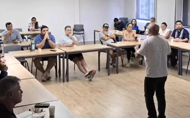 Prefeitos brasileiros em palestra em Israel