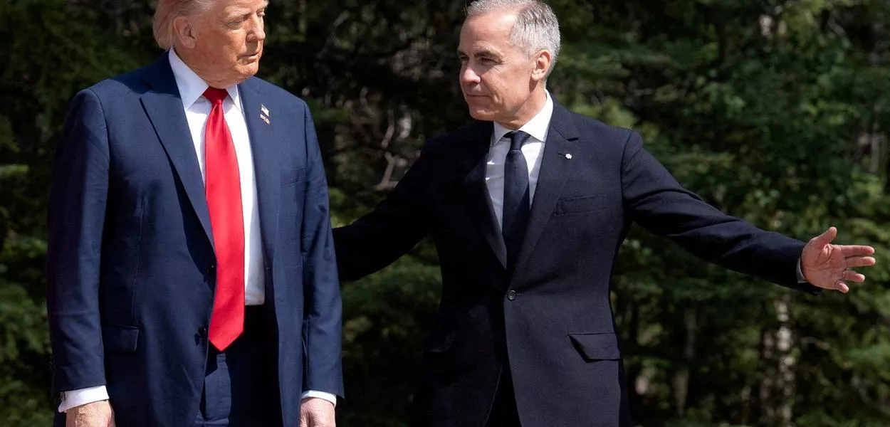 Presidente dos EUA, Donald Trump, e primeiro-ministro canadense, Mark Carney, durante encontro do G7, em Kananaskis, Alberta, Canadá
16/06/2025
