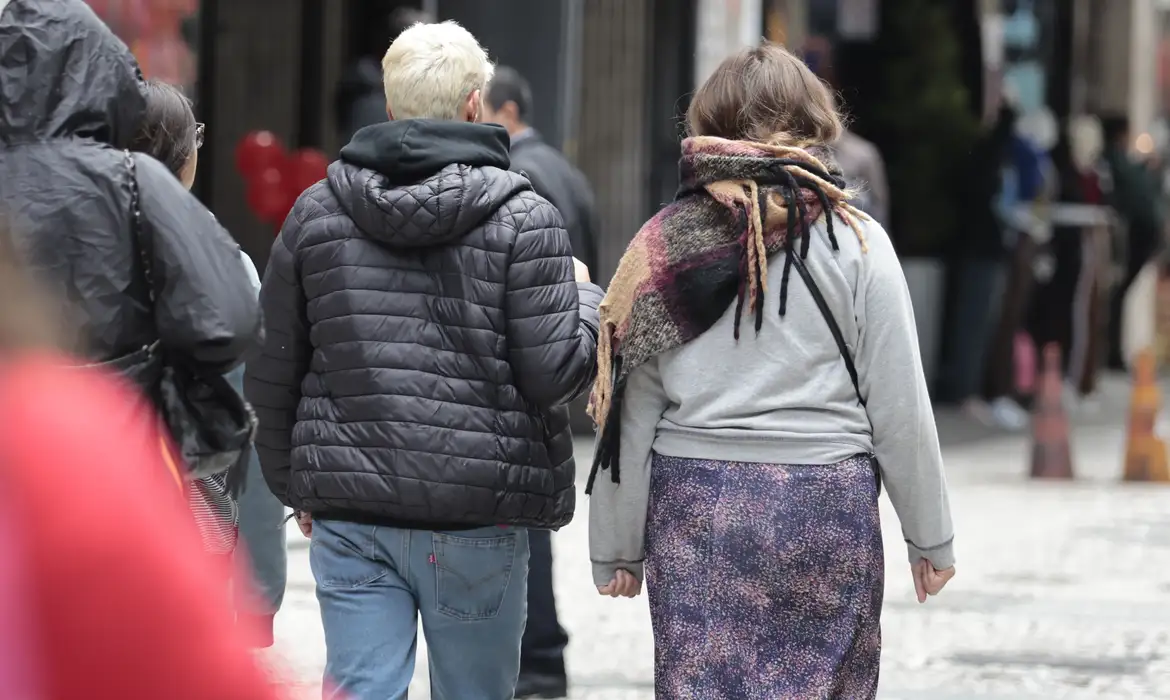 São Paulo registra dia mais frio do ano - 25/06/2025